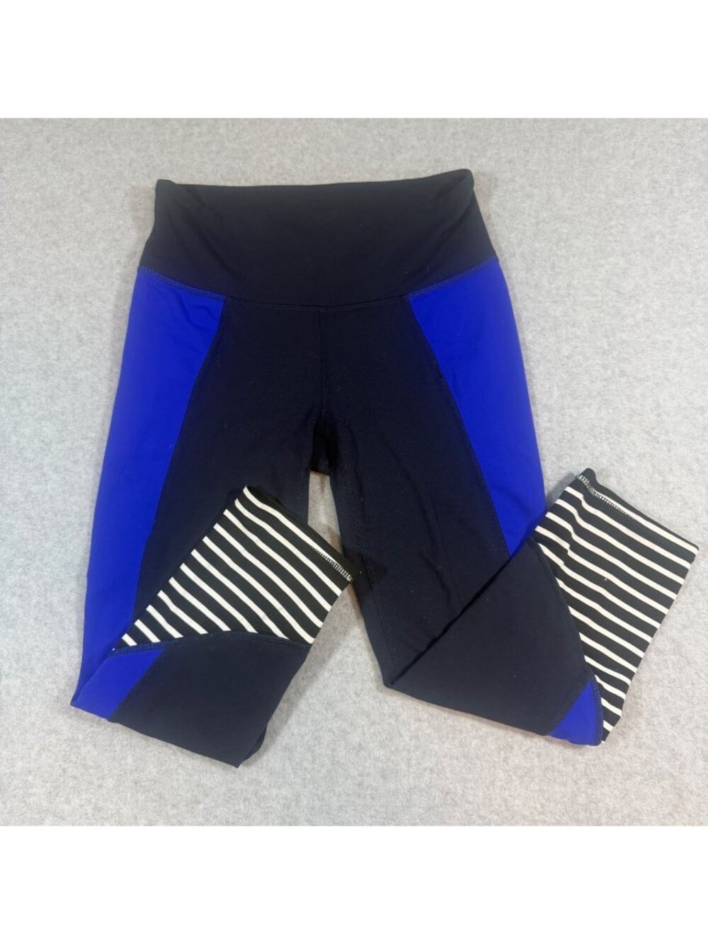 Athleta Women's Small Blue Black Striped Colorblock Ankle Athletic Leggings